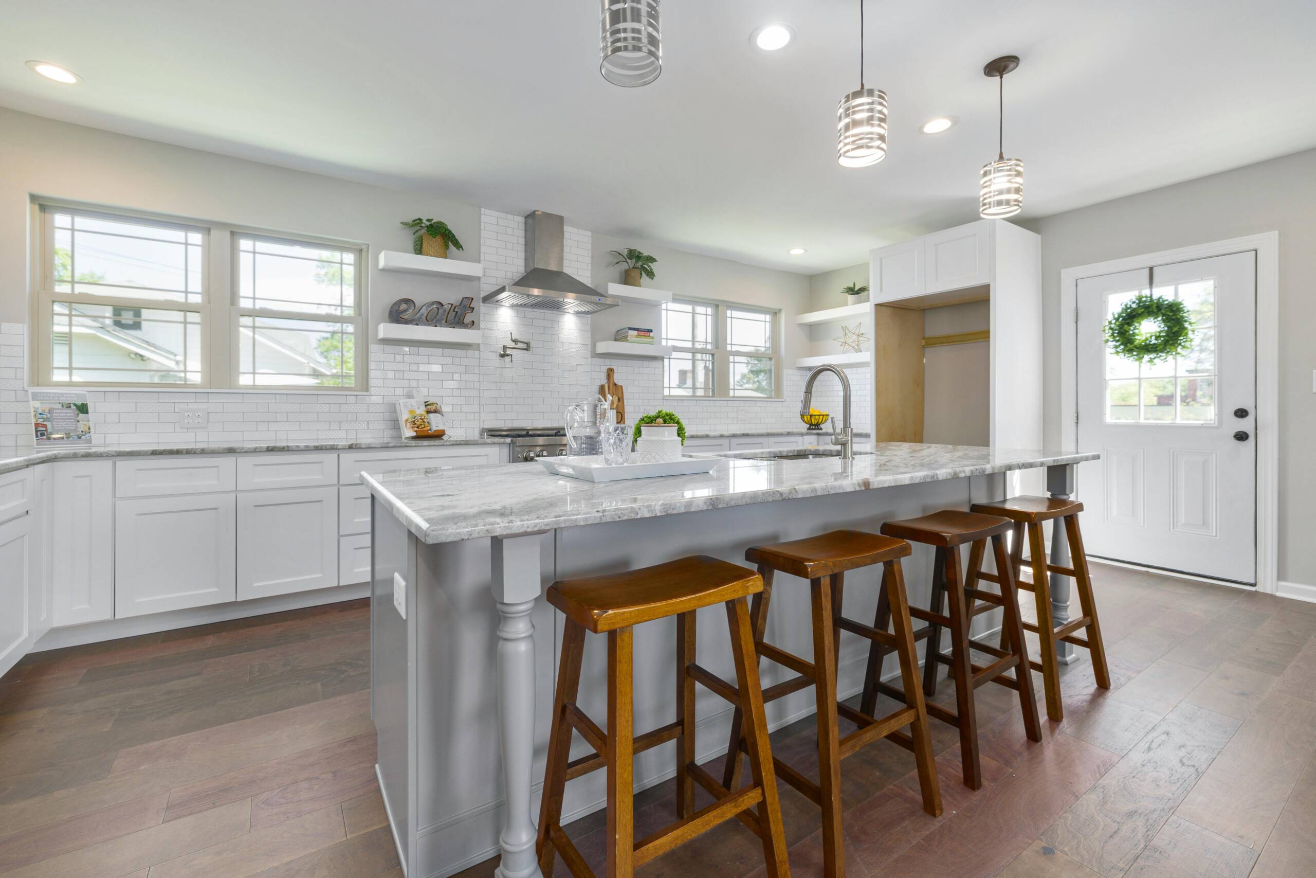Small Kitchen Remodeling Ideas to Maximize Space